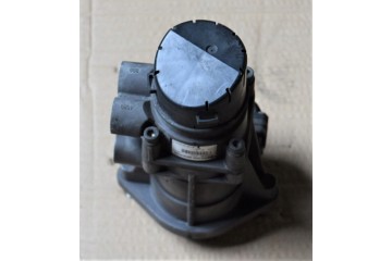 MAIN BRAKE VALVE UNDER PEDAL MAN TGA TGX