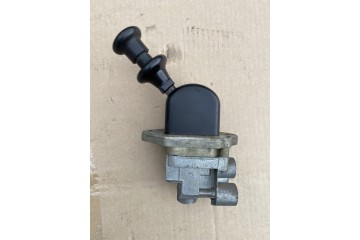 Handbrake valve mb actros WABCO 9617230280 Quality of parts according to GVO Q original with factory logo OEM OES
