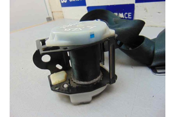  CINTURON SEGURIDAD TRASERO IZQUIERDO MITSUBISHI MONTERO (V60/V70) 3.2 DI-D GLS Kaiteki (5-ptas.) 2001 172938 MITSUBISHI - 5