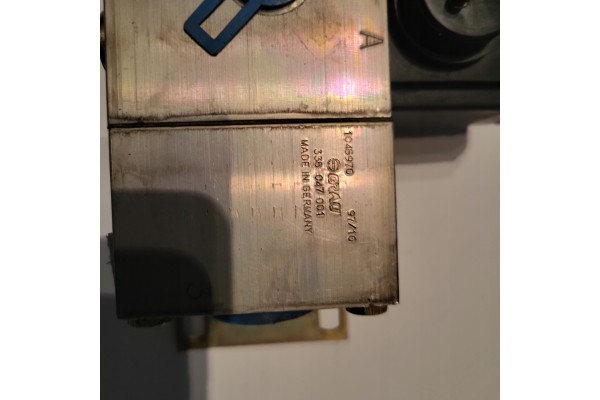 Grau New axle lift valve 336 047 001 Part manufacturer Grau