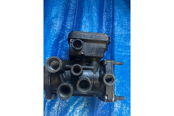 VALVE MODULATOR EBS 5 MAN 81523016213 K020623 Catalog number of the part K020623