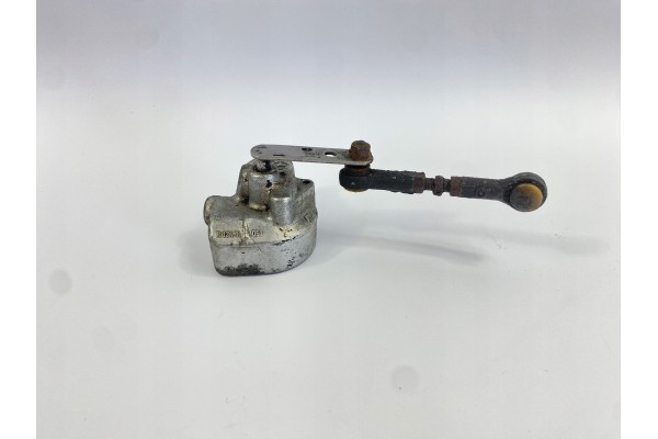 REAR LEVEL ADJUSTMENT VALVE REAR SUSPENSION MERCEDE W124 W126 R129 W140 Catalog number of the part 1243200058 124 320 00 58 SDV1