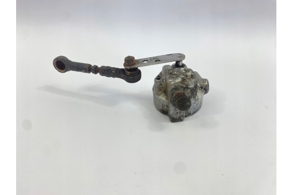 REAR LEVEL ADJUSTMENT VALVE REAR SUSPENSION MERCEDE W124 W126 R129 W140 Car type passenger cars