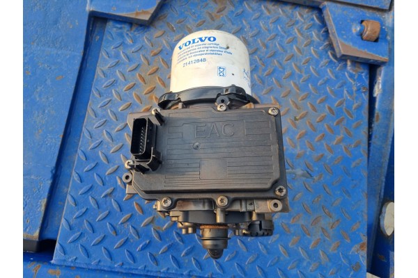 VALVE DEHUMIDIFIER APM VOLVO FH 4 FM 4 FMX 4 EURO 6 Part manufacturer Knorr Bremse