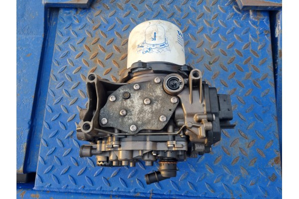 VALVE DEHUMIDIFIER APM VOLVO FH 4 FM 4 FMX 4 EURO 6 Car type trucks