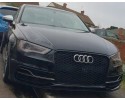Rejilla Audi A3 8V 12- RSlook negro brillo BlackPiano panal con PDC
