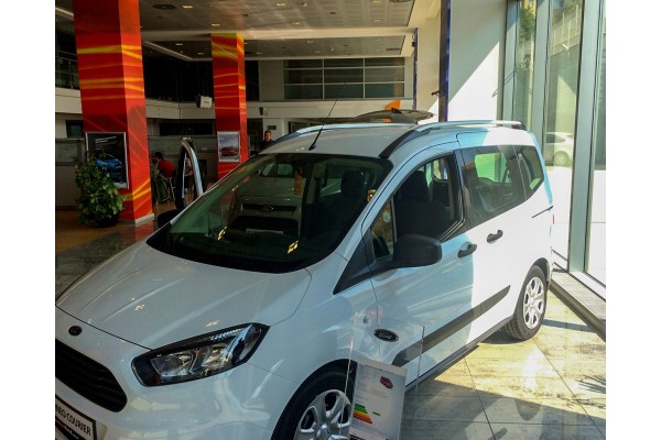 Roof rails Ford Transit Courier 2014 Color silver