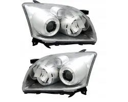 Faros delanteros halógenos TYC izquierdo y derecho para Toyota Avensis T25 2006-2008