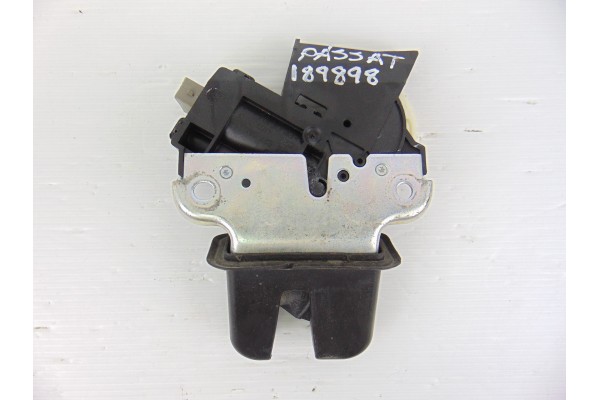 4F5827505D  CERRADURA MALETERO / PORTON VOLKSWAGEN PASSAT BERLINA (3C2) Advance 2005 4F5827505D 189898 VOLKSWAGEN - 1