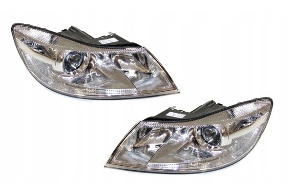 SET OF HEADLIGHTS SKODA OCTAVIA II 2008 2013