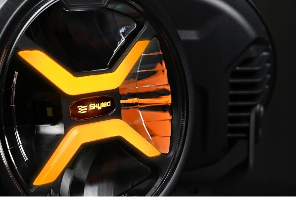 SKYLED CRUX 7X FULL LED HEADLAMP WITH POSITION LIGHTS Light source LED
