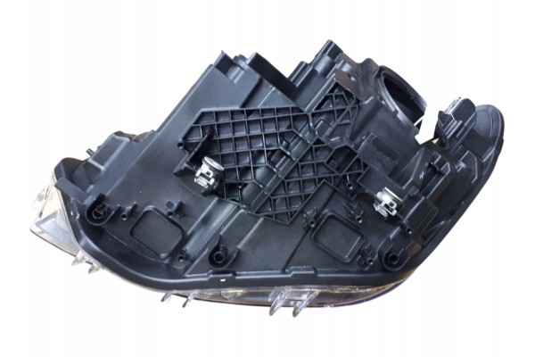 LAMP HEADLIGHT RIGHT TYC H7 H7 BMW 1 F20 BMW 1 F21 Part manufacturer TYC