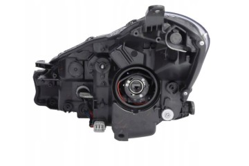 TOYOTA YARIS 14 17 HIR2 LED NEW HEADLIGHT RIGHT 81130 0DA50 Catalog number of the part 212 111MR LEMN2