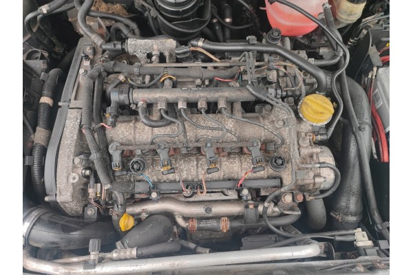 C SIGNUM ZAFIRA B COMPLETE ENGINE 1 9 CDTI Z19DTH 150KM IN THE CAR