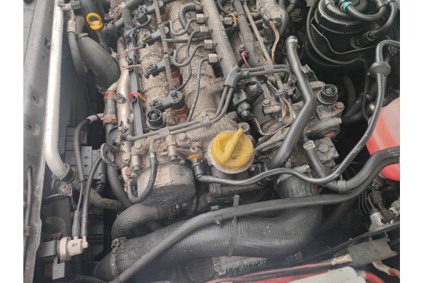 C SIGNUM ZAFIRA B COMPLETE ENGINE 1 9 CDTI Z19DTH 150KM IN THE CAR Part manufacturer Opel OE