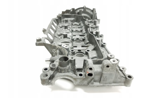 VALVE COVER Renault MASTER III 2 3DCI Movano 100 125 150KM 8200908993 Car type trucks cargo vans RVs