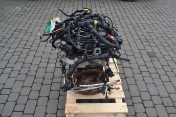 ENGINE JEEP LANCIA CHRYSLER VOYAGER 2 8 VM25D Packaging status no packaging