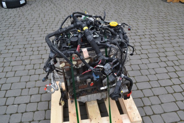 ENGINE JEEP LANCIA CHRYSLER VOYAGER 2 8 VM25D Part manufacturer Chrysler OE