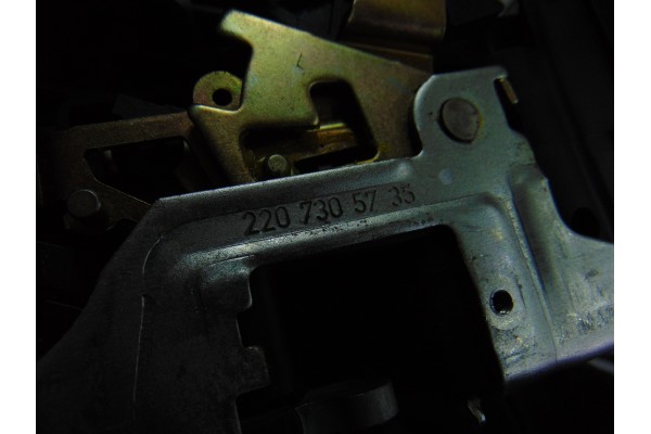 2207305735 CERRADURA PUERTA TRASERA IZQUIERDA MERCEDES-BENZ CLASE S (BM 220) BERLINA