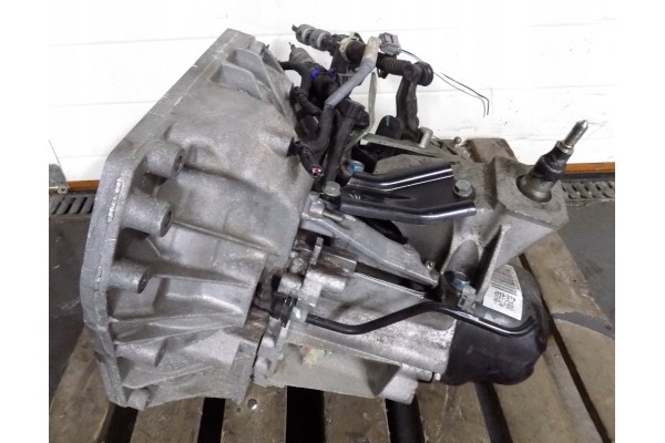 Nissan Micra V K14 0 9 gearbox JH3 379
