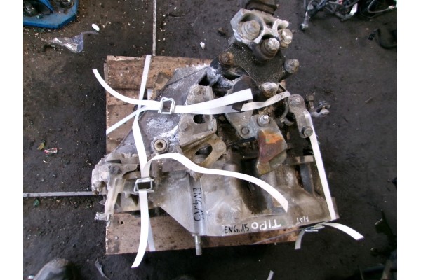 MANUAL GEARBOX 52017610 FIAT TIPO 1 4 16V 126KM 2017R DAMAGED Catalog number of the part 52017610 D3 T350 A501 FOA