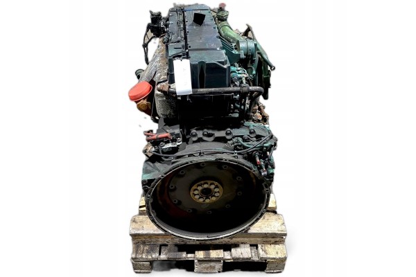 21479550 VOLVO Engine Engine type petrol