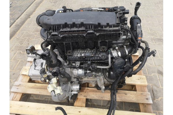PEUGEOT CITROEN ENGINE 1 2 THP 10TMAF HN05 30TYSKM COMPLETE Engine type petrol