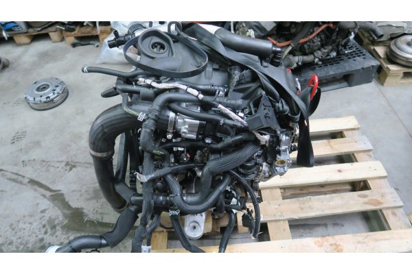 FORD TRANSIT MK8 2 0 ECOBLUE ENGINE TURBO FUEL SYSTEM Engine type diesel