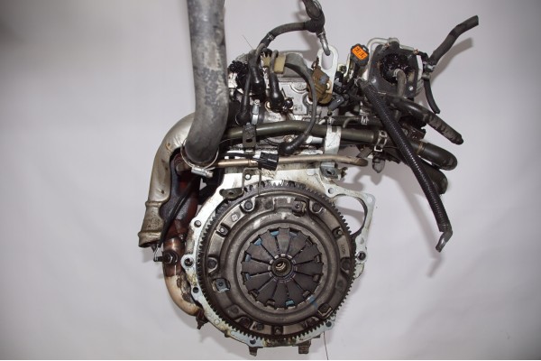 ENGINE POST 1995 1 5 MAZDA 323 1 5 CAT Catalog number of the part 1995 1 5
