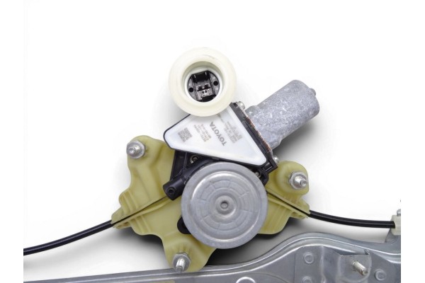 8570102090 ELEVALUNAS TRASERO DERECHO TOYOTA COROLLA (E21)