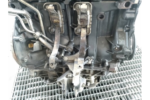 ENGINE RENAULT LAGOON III M9RG742 2 0 DCI Catalog number of the part M9RG742