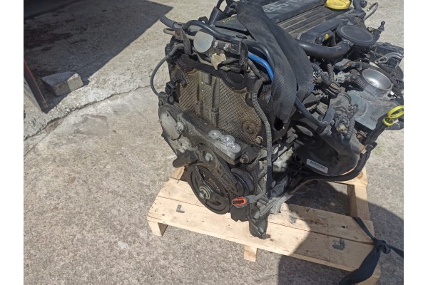 Motor OPEL ZAFIRA B VECTRA C SIGNUM 2.2 GASOLINA Z22YH