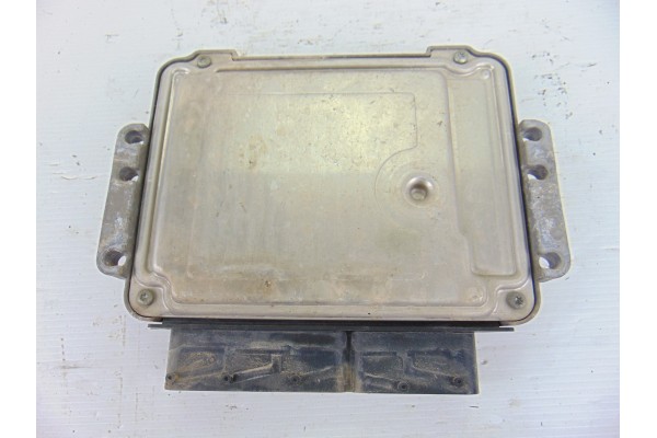 55556829  CENTRALITA MOTOR UCE OPEL ASTRA H BERLINA Cosmo 55556829 192420 OPEL - 1