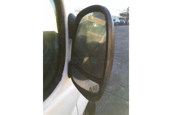 NISSAN PRIMASTAR (X83) Combi, 9 plazas, batalla corta