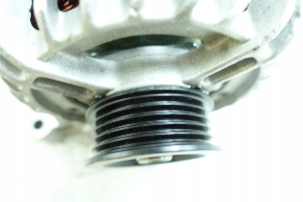 FIAT 500 PUNTO EVO DOBLO ALTERNATOR 51709132 51714792 51859039 71784277 Car type buses cargo vans passenger cars