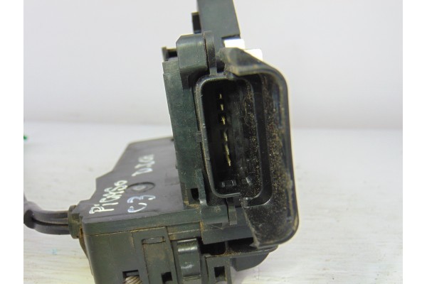 6 PIN CERRADURA PUERTA DELANTERA DERECHA CITROEN C3 PICASSO Exclusive 2013 6 PIN 193300 CITROEN - 3