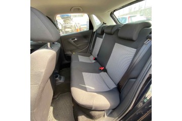 VOLKSWAGEN POLO V (6R1) Advance