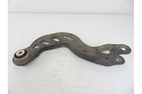 A2463501006  TIRANTE TRASERO IZQUIERDO MERCEDES-BENZ CLASE CLA (BM 117) CLA 220 CDI 4Matic (117.305) 2015 A2463501006 193567 MER