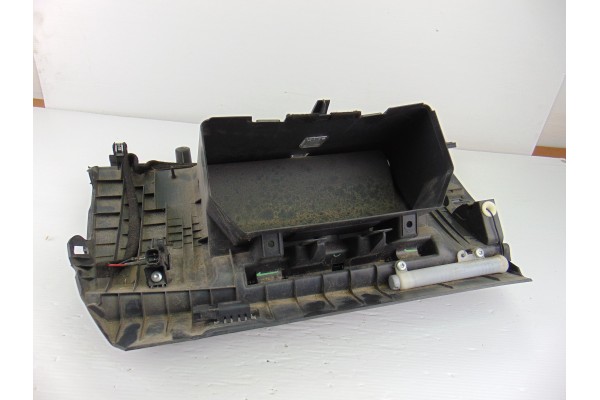 8626141 GUANTERA VOLVO C30 1.6 D 2008 8626141 193628 VOLVO - 2