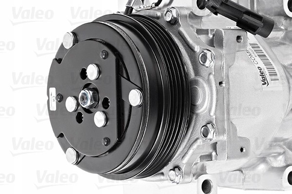 VALEO 813207 air conditioning compressor Quality of parts according to GVO Q original with factory logo OEM OES