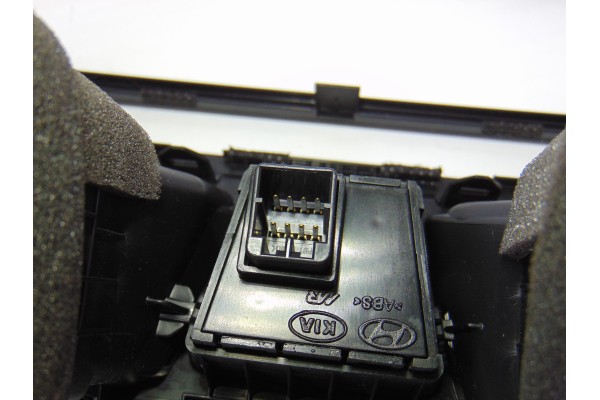 CENTRAL  REJILLA AIREADORA HYUNDAI I20 (GB) Classic 2015 CENTRAL 194200 HYUNDAI - 5