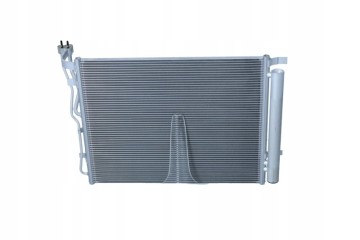 Condenser air conditioning NRF 350372 Car type passenger cars