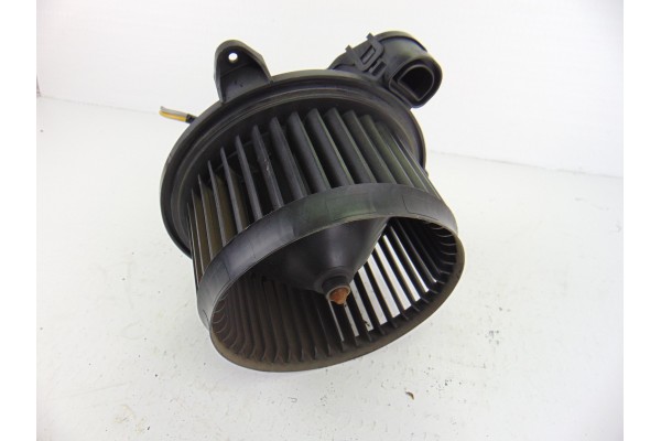 H1BH-19846-AA MOTOR CALEFACCION FORD FIESTA (CE1) Trend 2018 H1BH-19846-AA 195281 FORD - 1