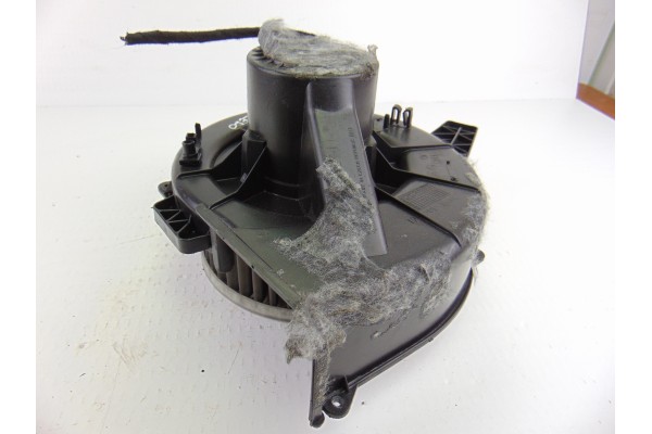 6R1819015 MOTOR CALEFACCION SEAT TOLEDO (KG3) Reference 2014 6R1819015 195708 SEAT - 3