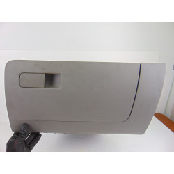 5JB857264 GUANTERA SEAT TOLEDO (KG3)