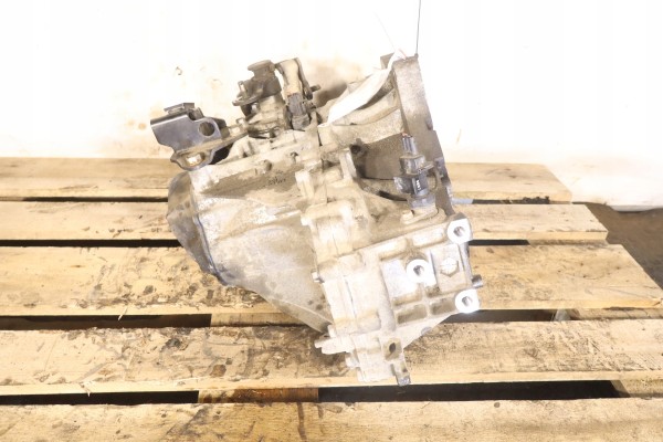 5 SPEED GEARBOX KIA CEED AND 1 6 T9W5F Catalog number of the part T9W5F