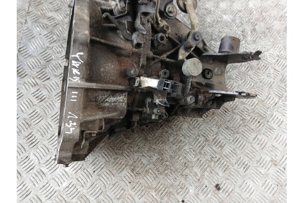 TOYOTA YARIS III GEARBOX 1 33 VVTI 6 GEARS 2014R Version European
