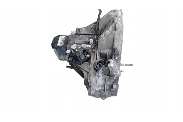 GEARBOX JR5346 DACIA SANDERO 1 5DCI Car type passenger cars