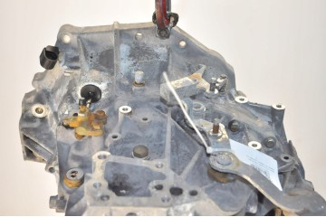 YARIS II III 1 33 16V 100HP TRANSMISSION 6 GEARS 1NR FE 112tys km Transmission type manual