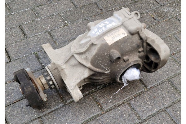 BMW 5 F10 F11 10 17 2 0 DIESEL N47D20C REAR BRIDGE DYFER 4598071 3 38 Catalog number of the part 4598071